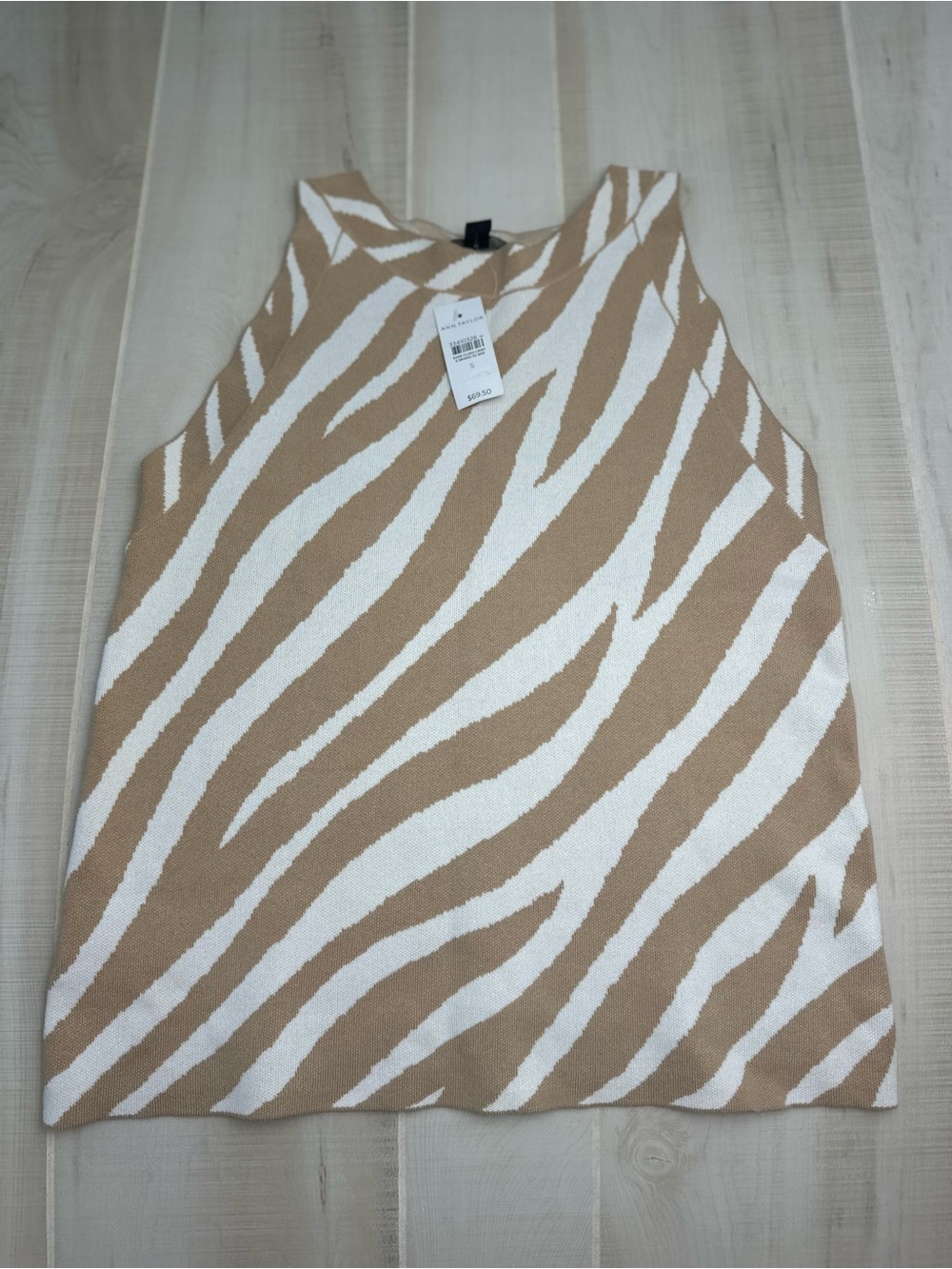 Ann Taylor NWT Sleeveless Zebra Stripe Knit Top - Beige/White